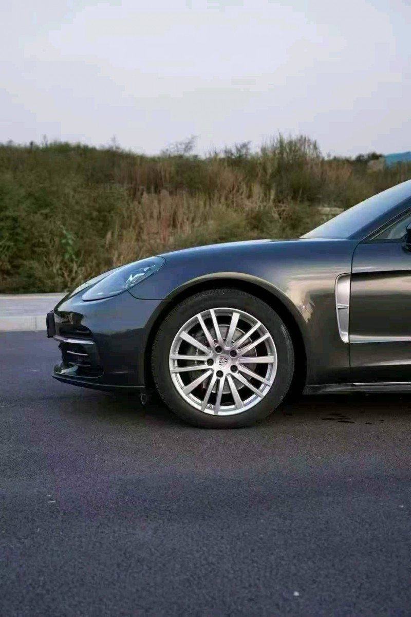 石家庄19年保时捷帕拉梅拉7