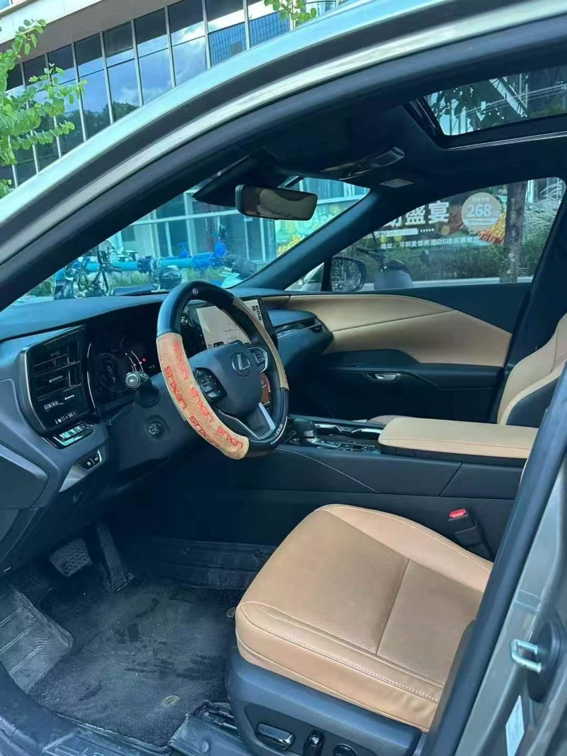 深圳23年雷克萨斯RX4