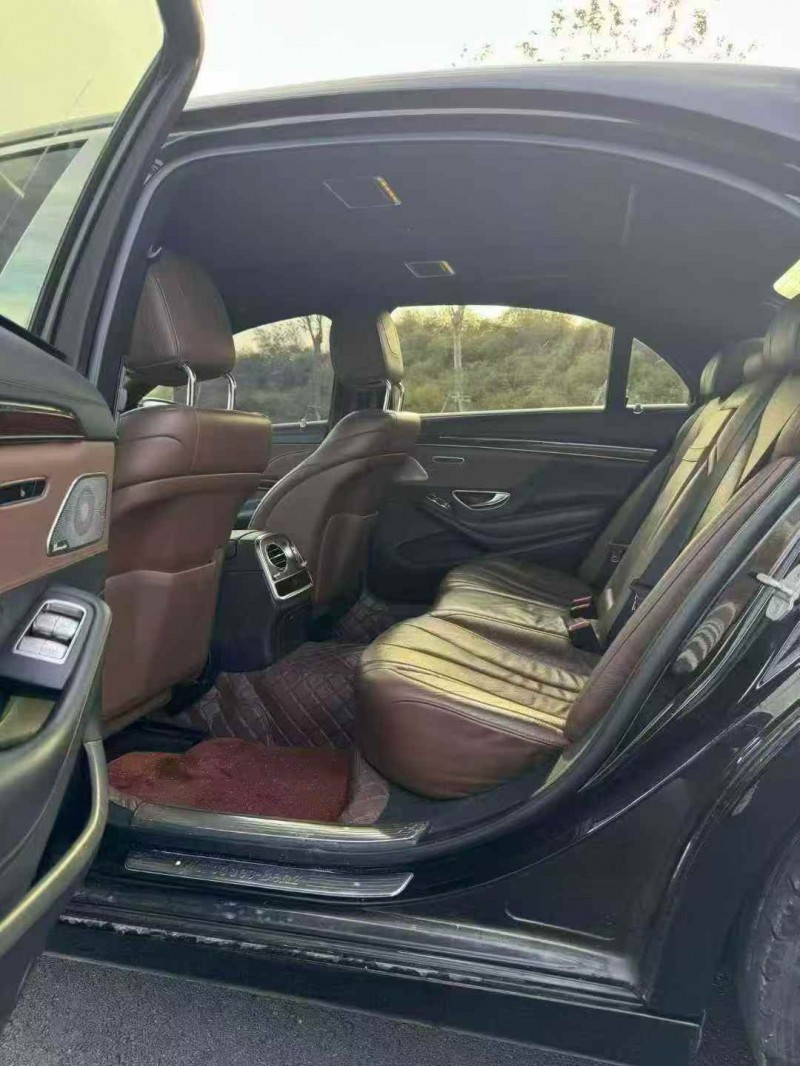 唐山17年奔驰迈巴赫S级6