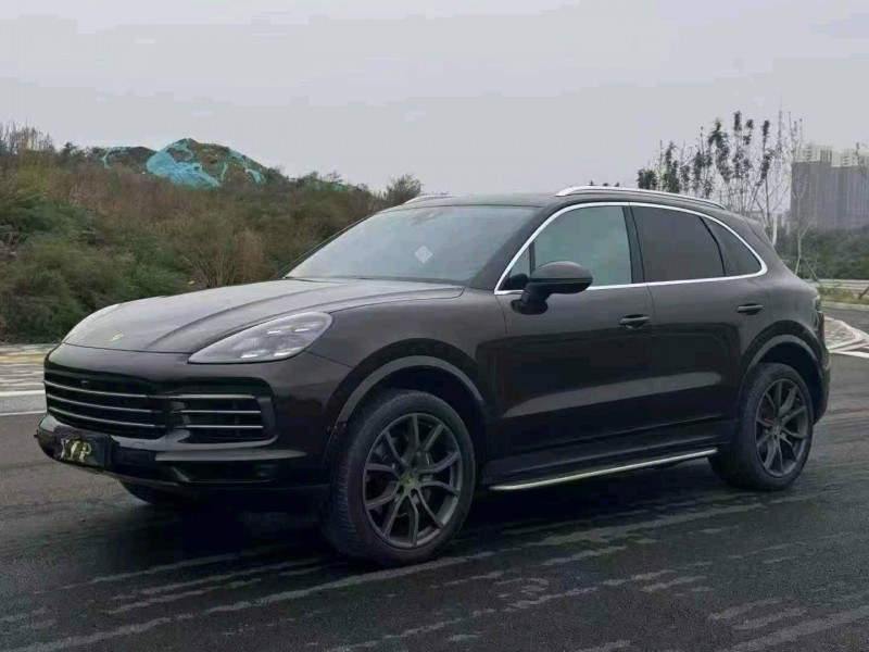 邯郸21年保时捷卡宴2