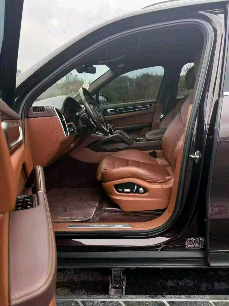 邯郸21年保时捷卡宴5