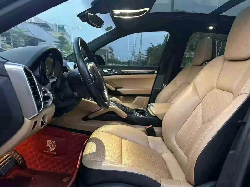 汕头14年保时捷卡宴4