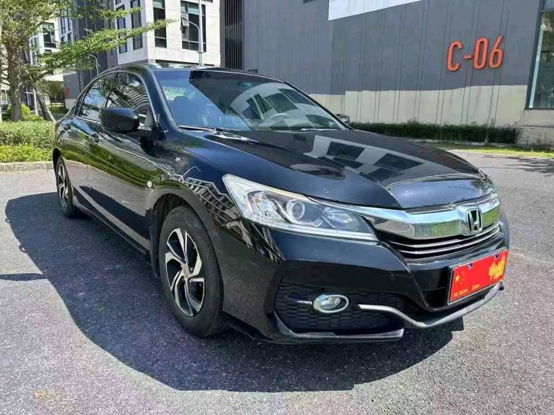 广州18年本田雅阁2