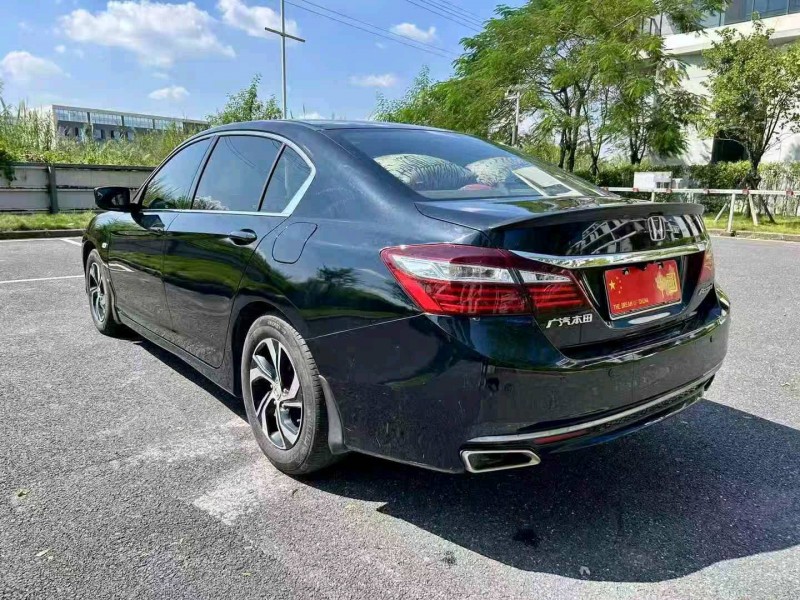 广州18年本田雅阁9