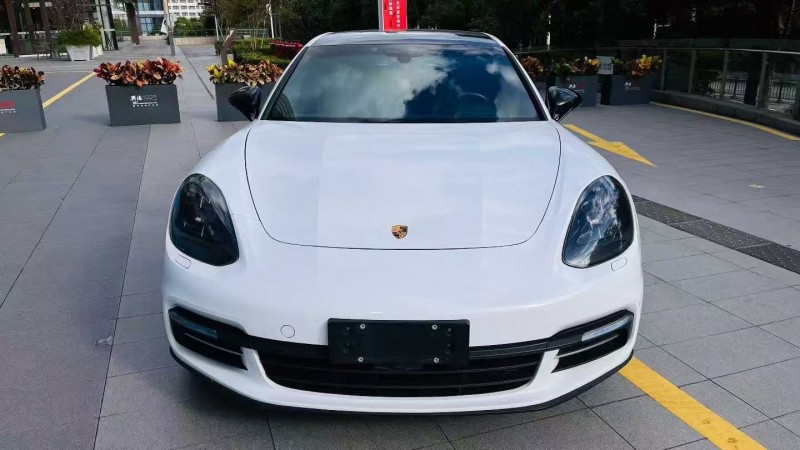 深圳21年保时捷帕拉梅拉1