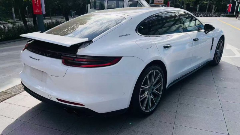 深圳21年保时捷帕拉梅拉7