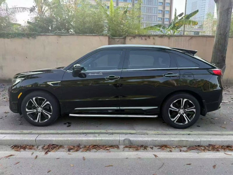 厦门17年本田URV3