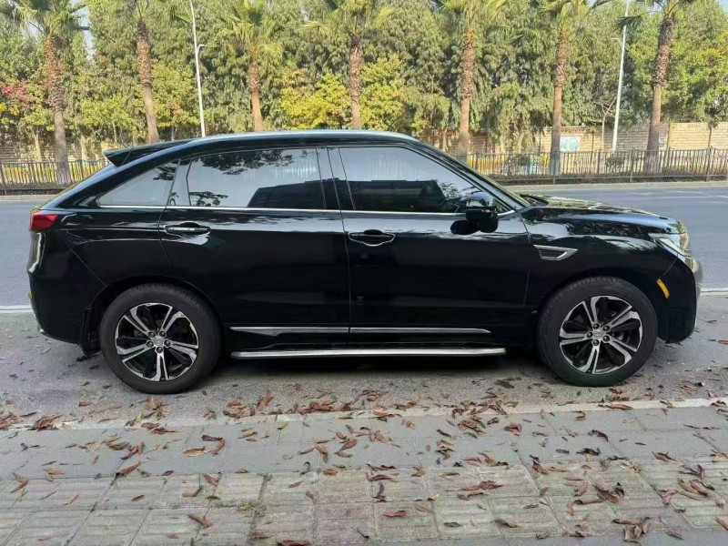 厦门17年本田URV4