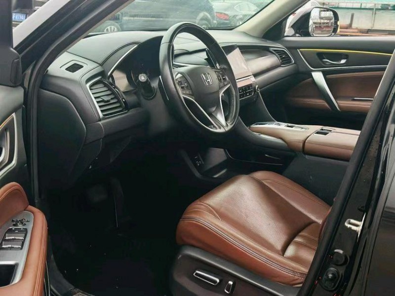 东莞20年本田冠道4