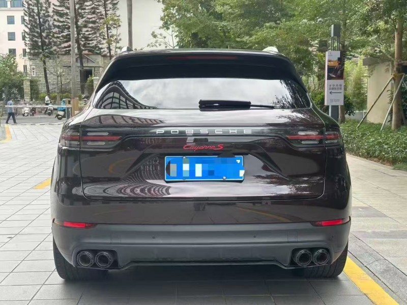 深圳22年保时捷卡宴9
