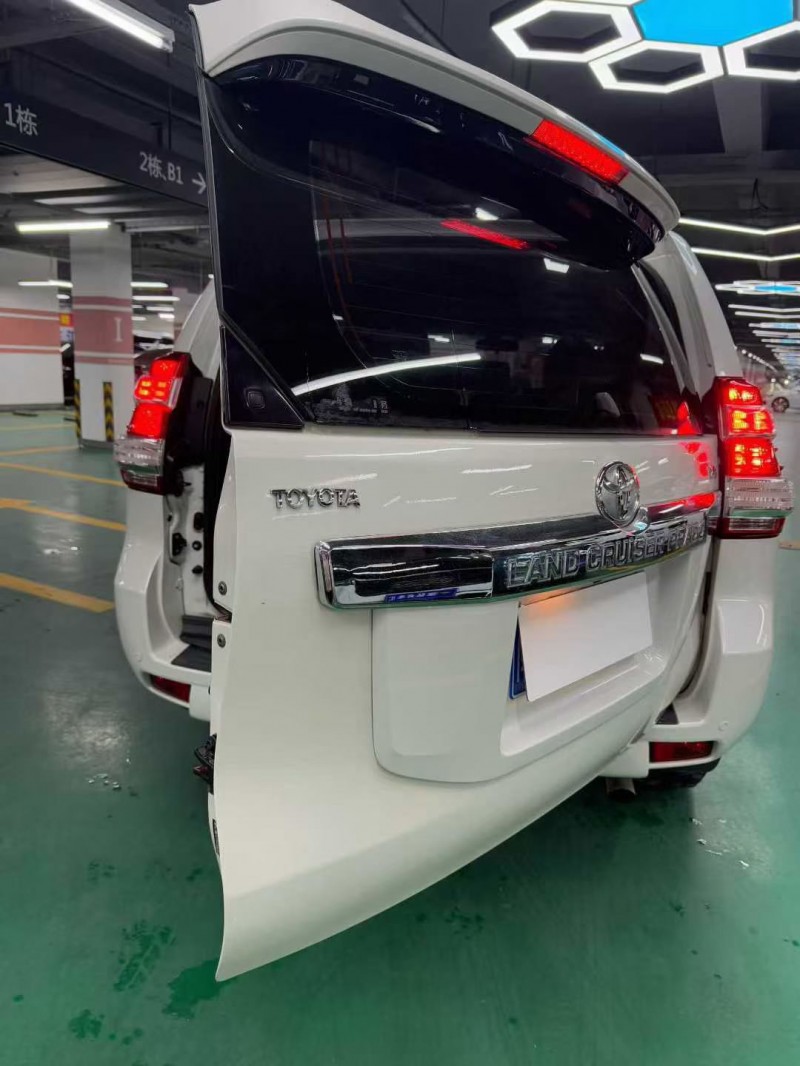 郑州16年丰田普拉多7