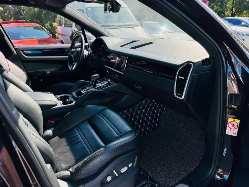 深圳18年保时捷卡宴6