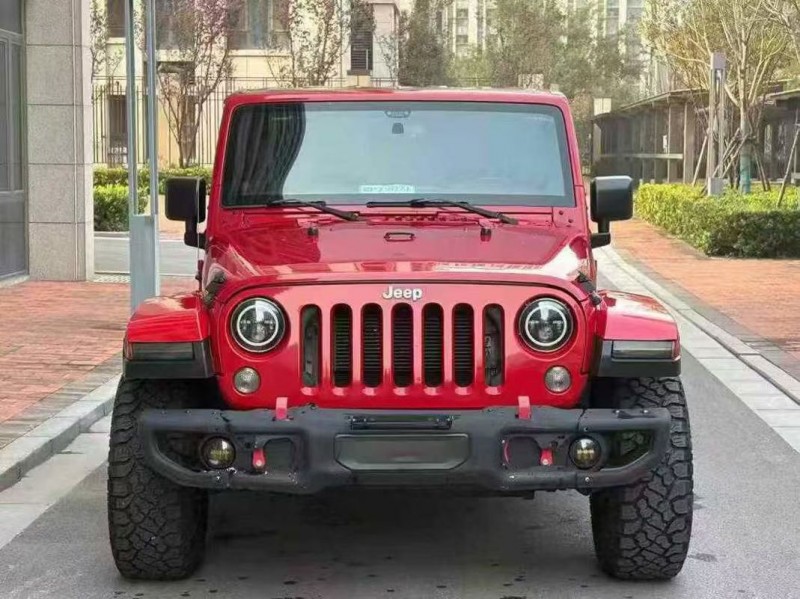 郑州15年Jeep牧马人1