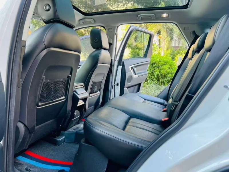 深圳17年路虎发现4