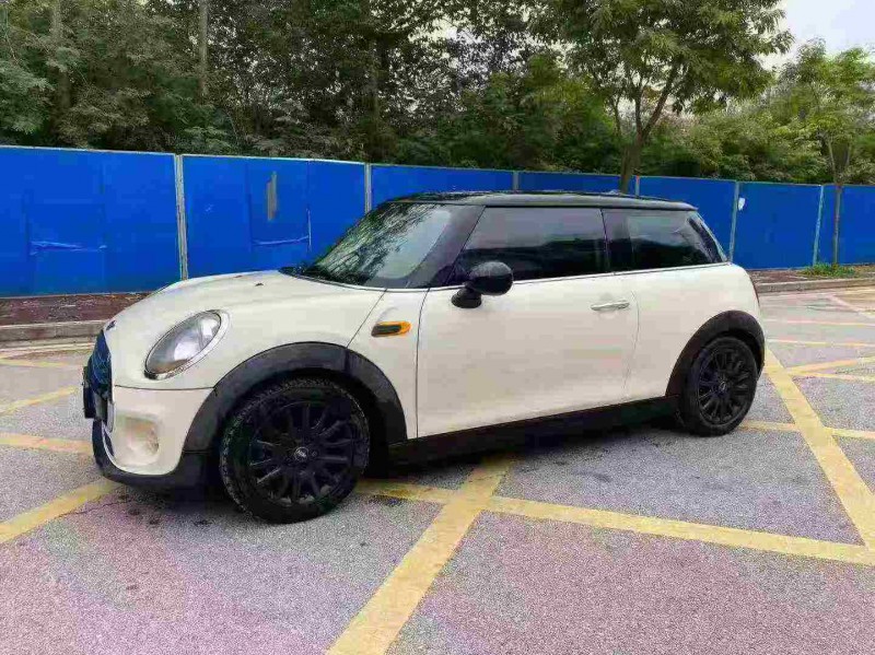 南宁18年MINICooper3