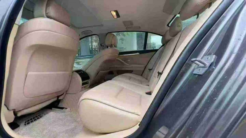 南宁13年宝马5系6