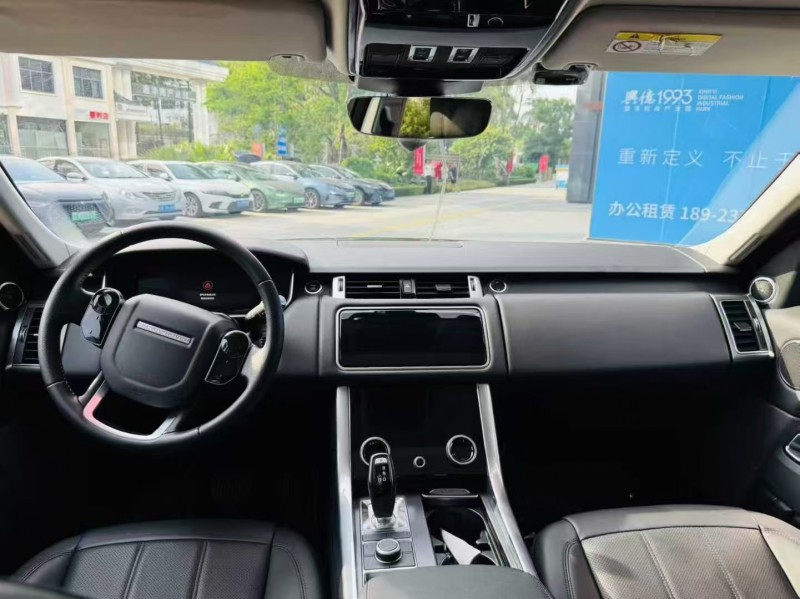 深圳19年路虎揽胜运动6