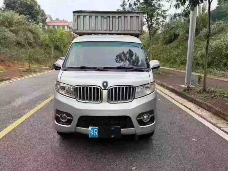 南宁18年金杯汽车阁瑞斯1