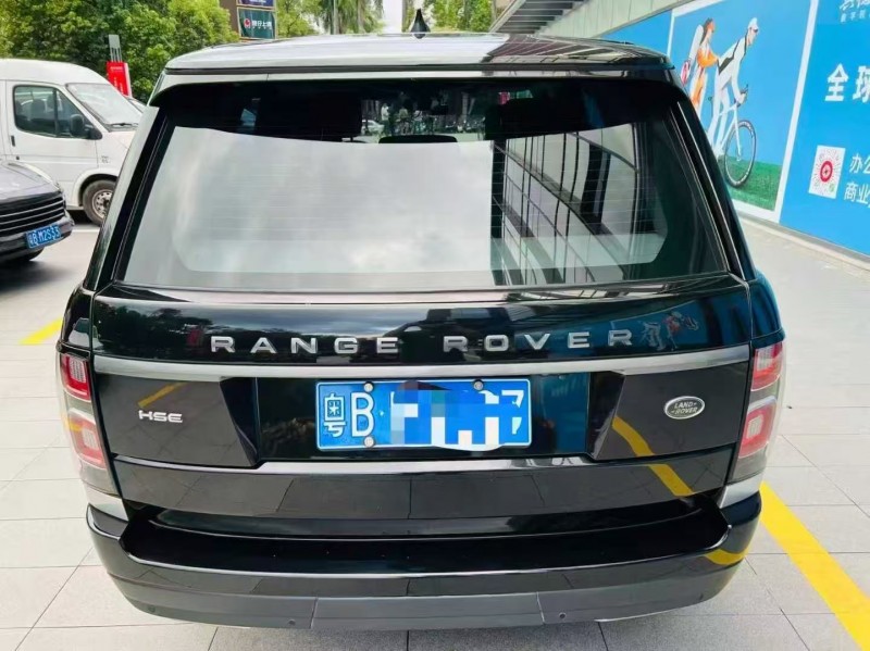 深圳18年路虎揽胜行政9