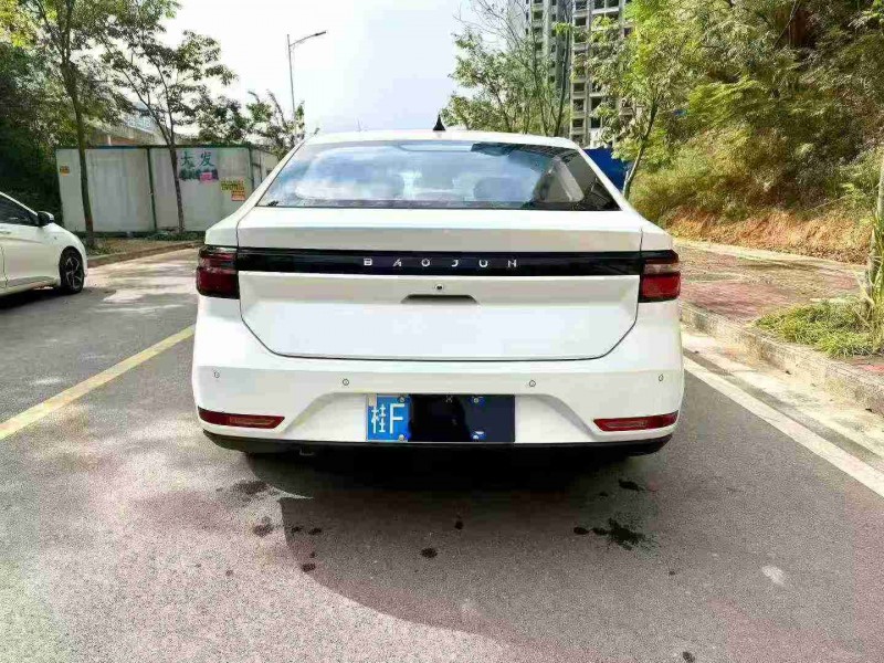 南宁21年宝骏RC59