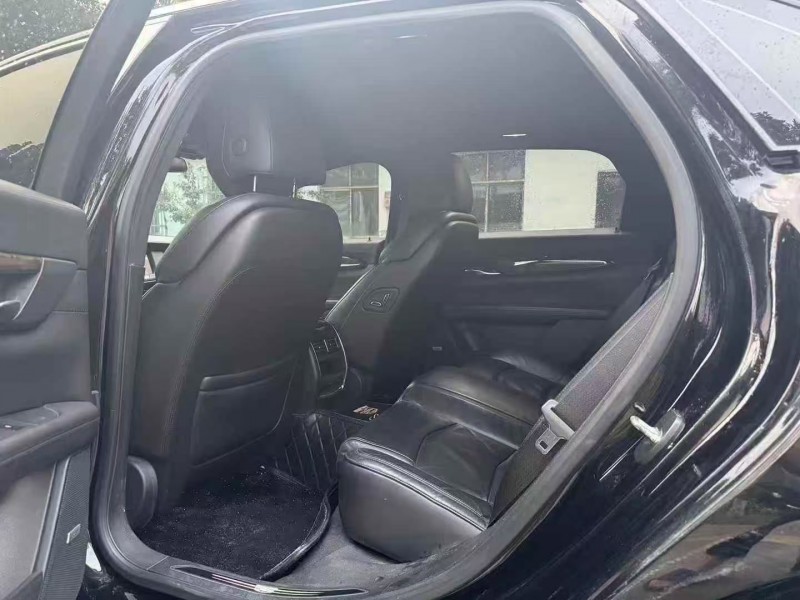 郑州16年凯迪拉克CT68