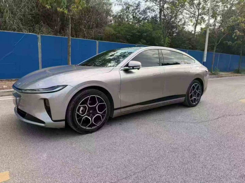 南宁25年长安汽车启源3