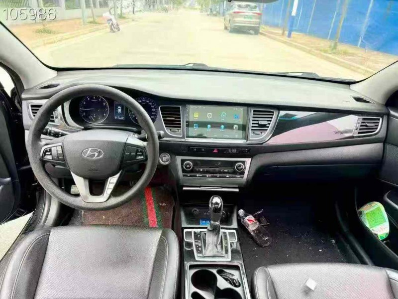 南宁15年现代名图5