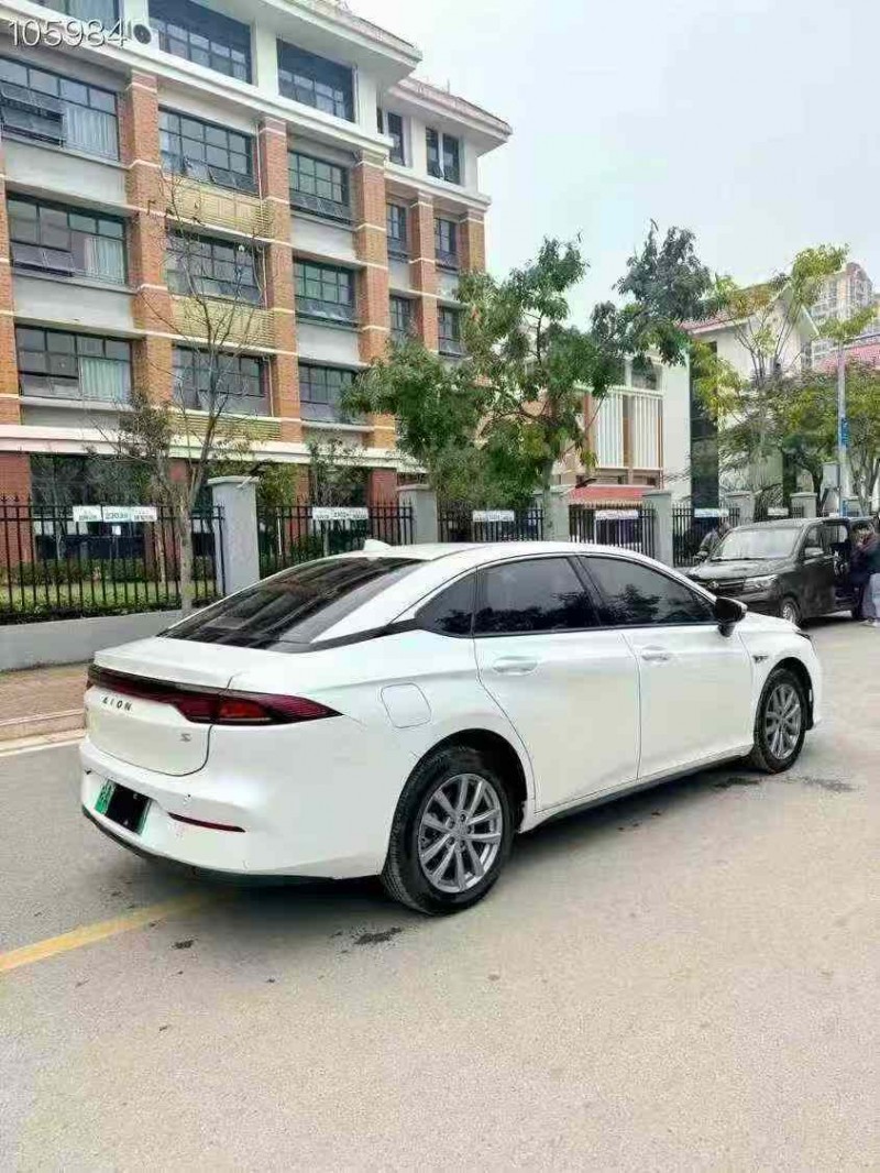 南宁24年传祺埃安S5807