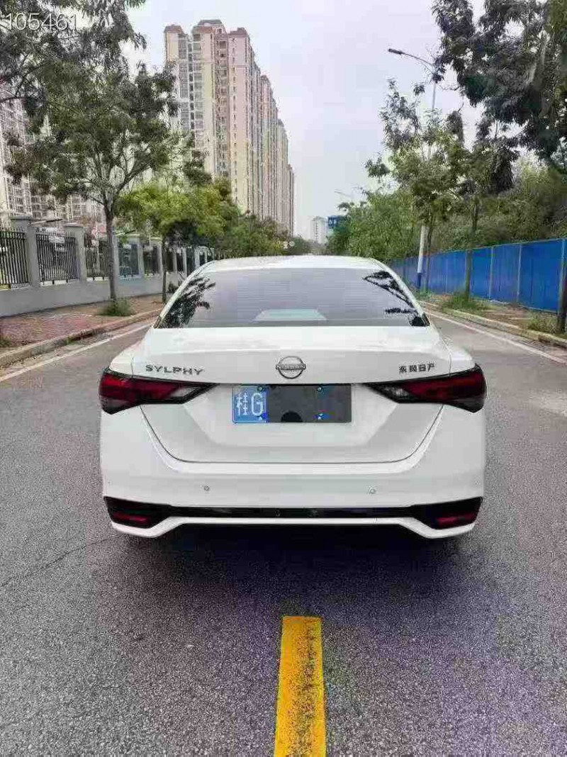 南宁24年日产轩逸9