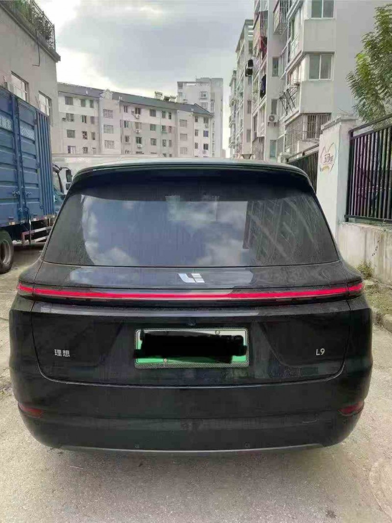 南京24年理想L99