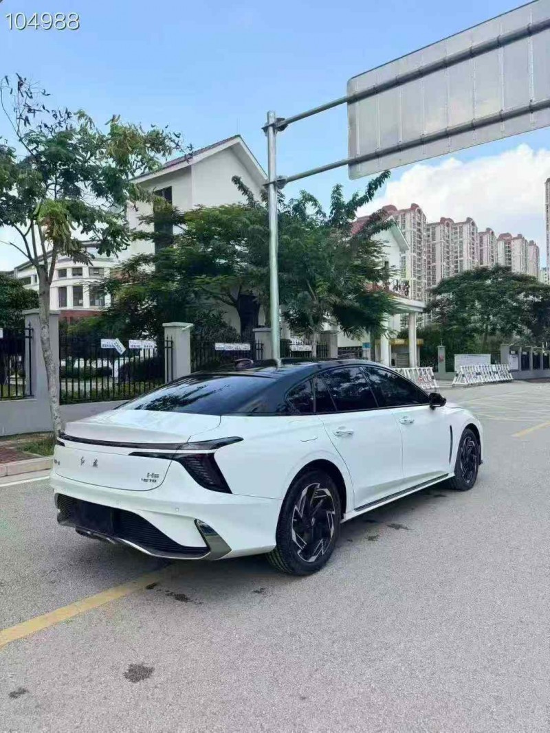 南宁24年红旗H67