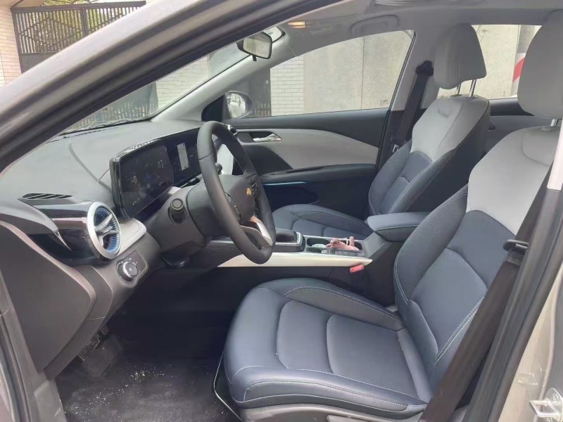 广州25年雪佛兰科鲁泽4