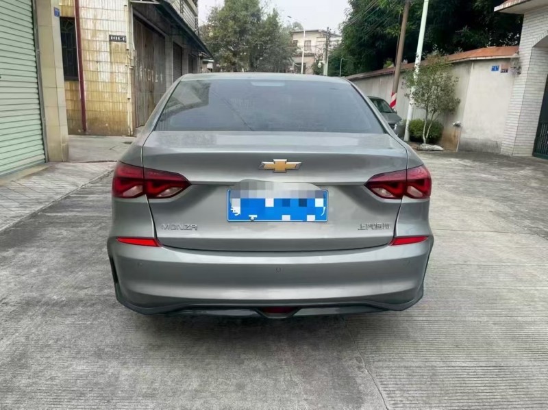 广州25年雪佛兰科鲁泽9