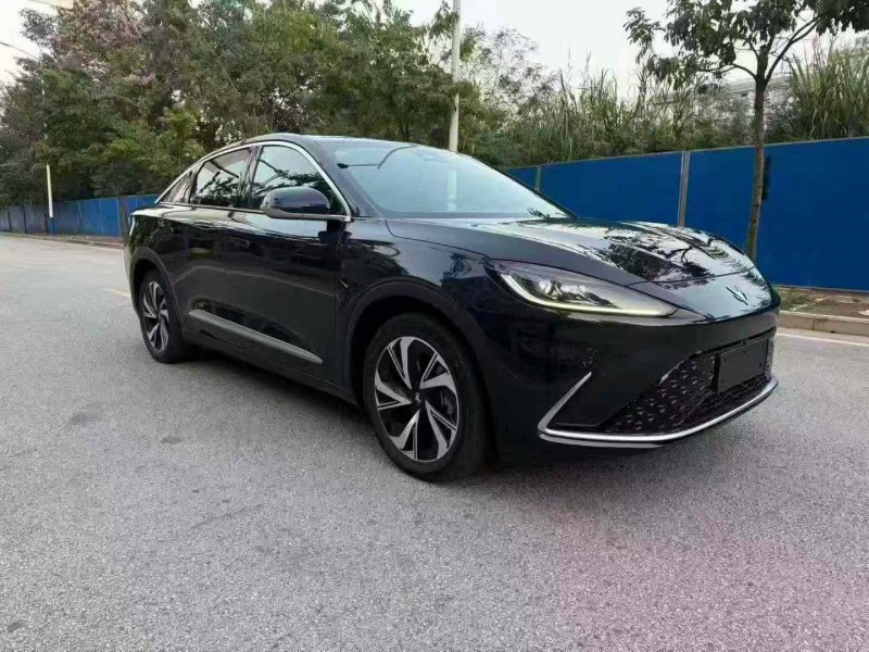 南宁23年极狐汽车阿尔法2