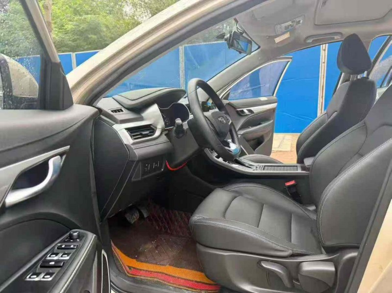 南宁20年吉利帝豪4