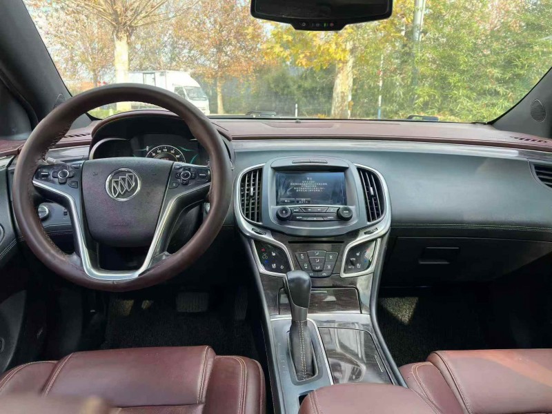 烟台15年别克君越6