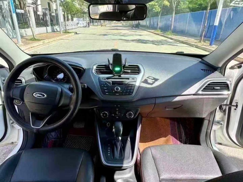 南宁21年福特福睿斯5