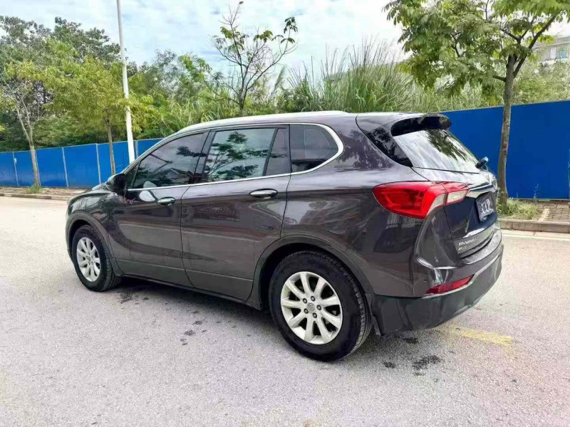 南宁18年别克昂科威7