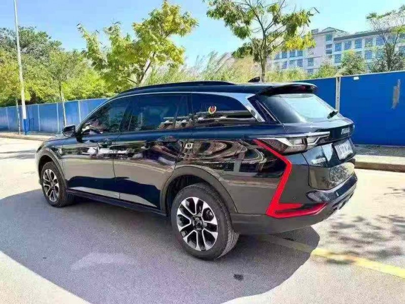 南宁23年东风奕炫7