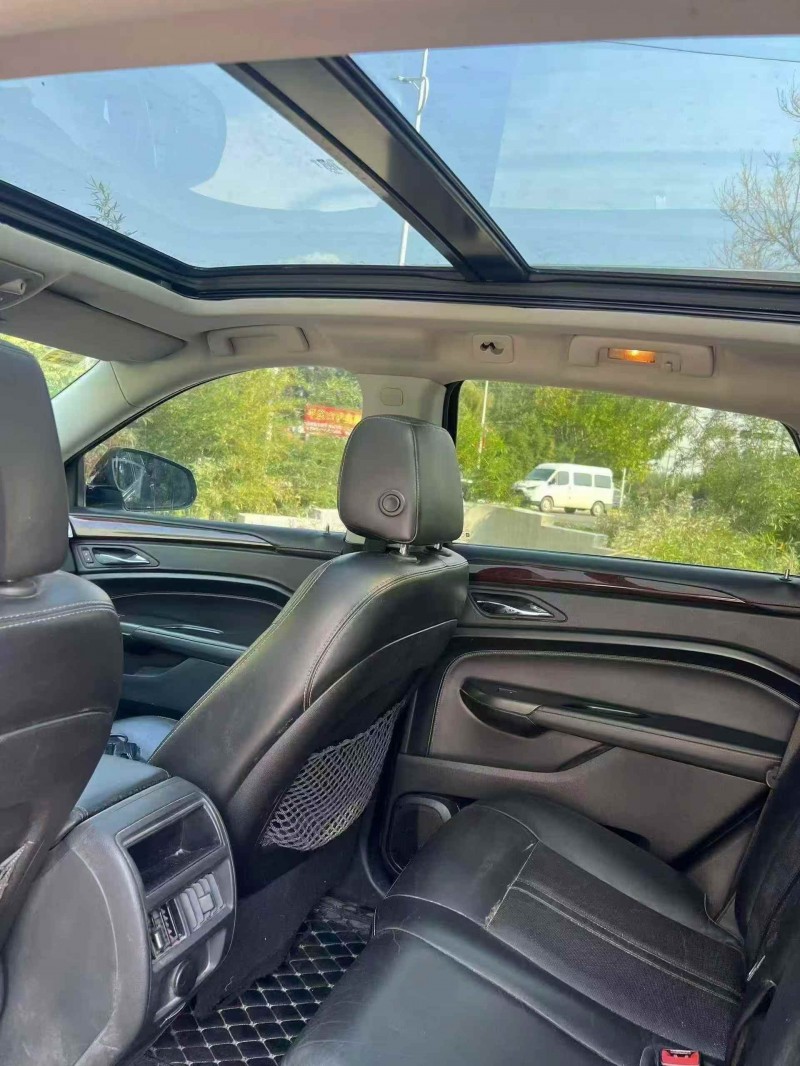 东营12年凯迪拉克SRX5