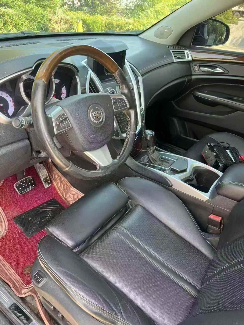 东营12年凯迪拉克SRX6