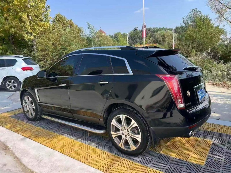 东营12年凯迪拉克SRX9