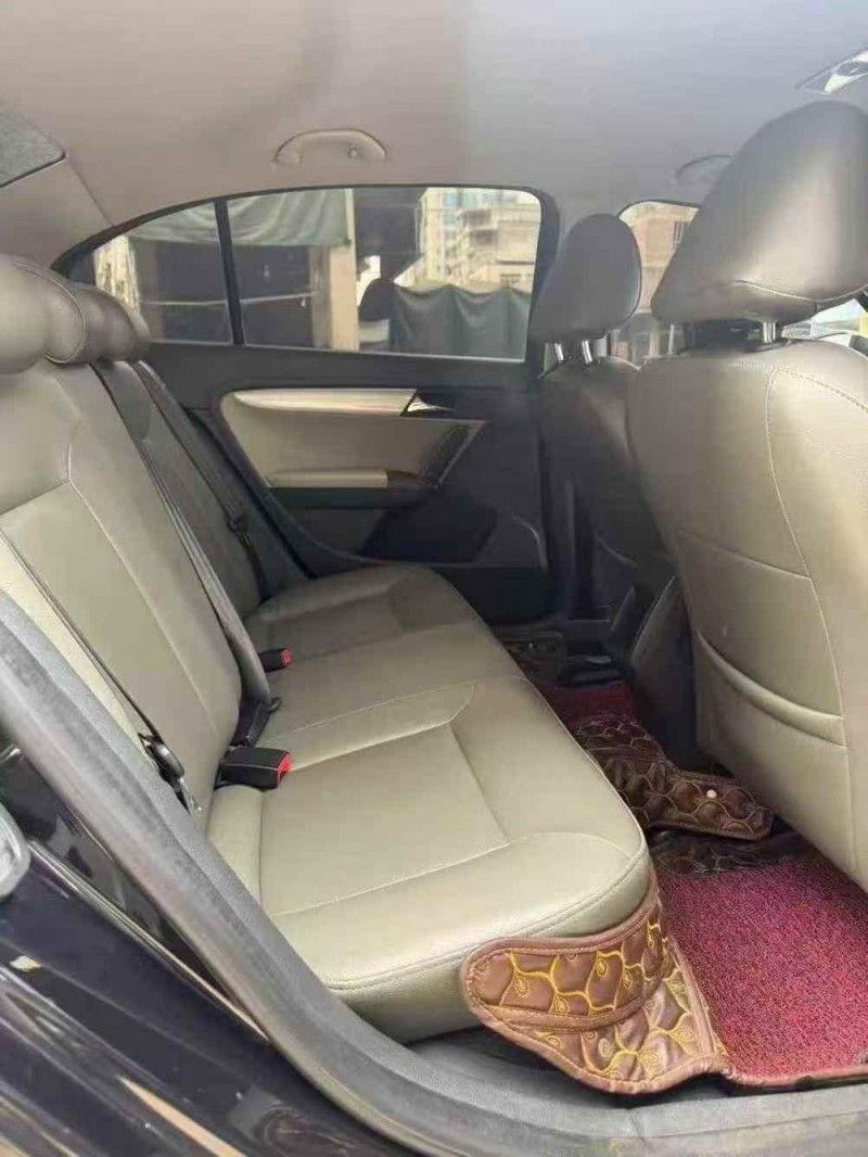 北海16年大众朗逸7