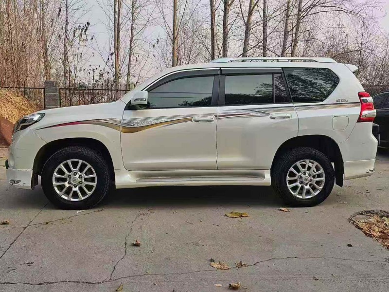 济宁16年丰田普拉多2