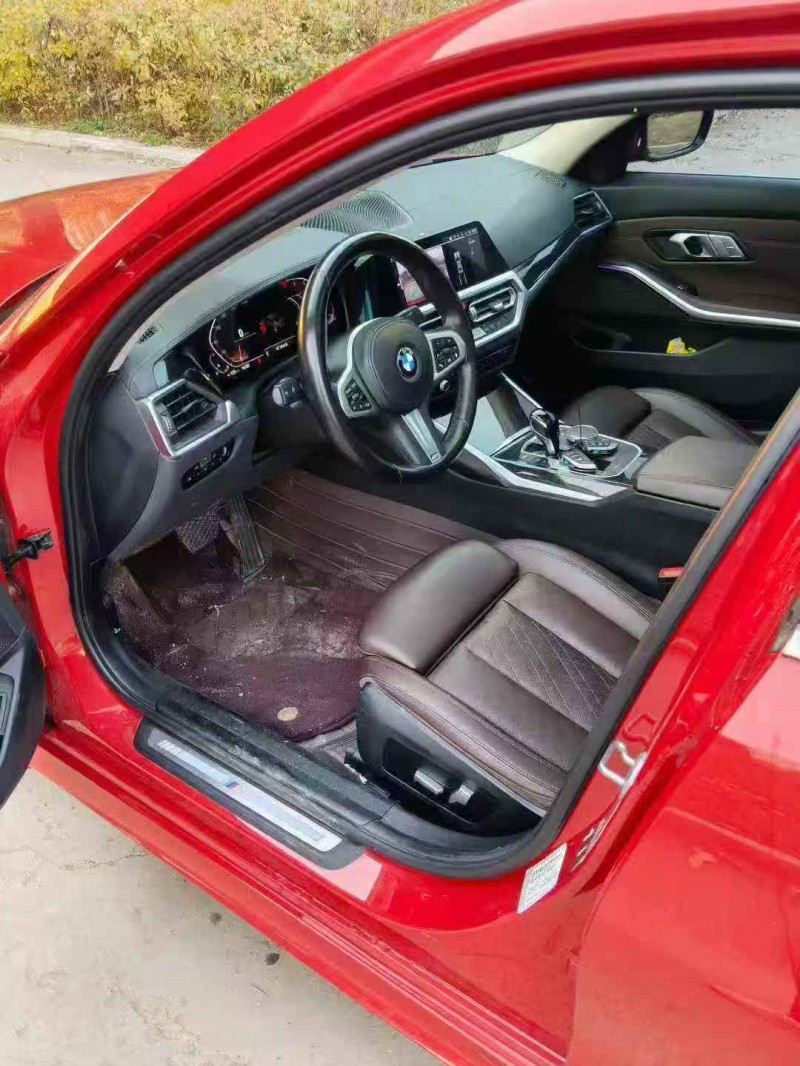 淄博22年宝马3系6