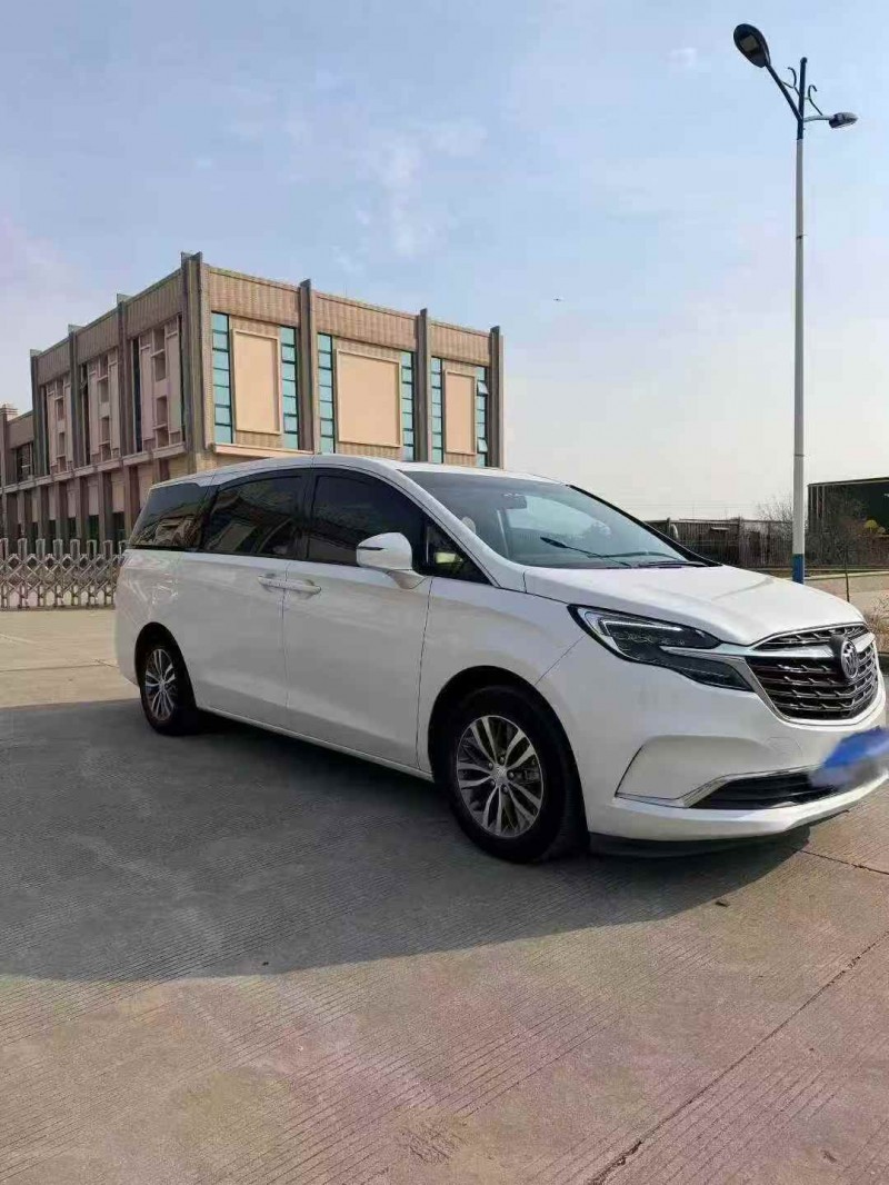 济南21年别克GL82