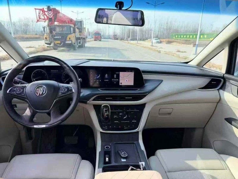 济南21年别克GL86