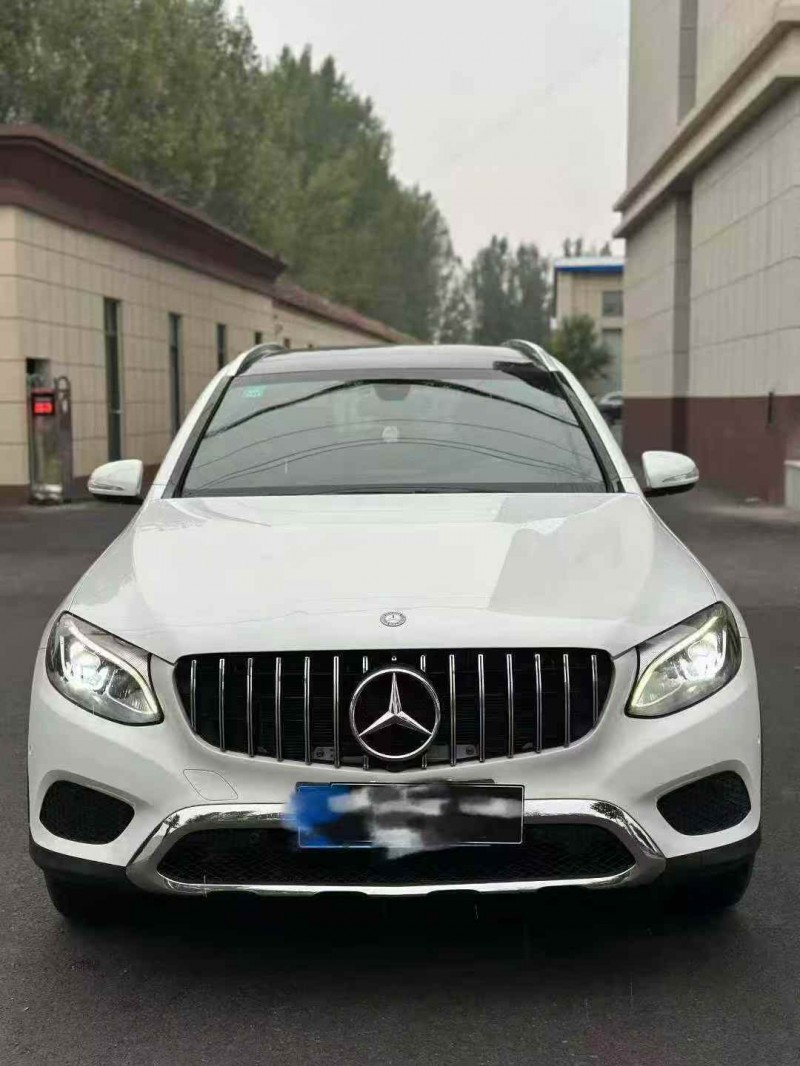 枣庄17年奔驰GLC1