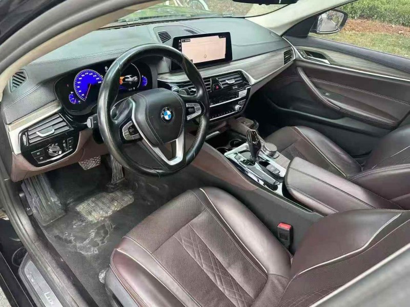 淄博19年宝马5系8