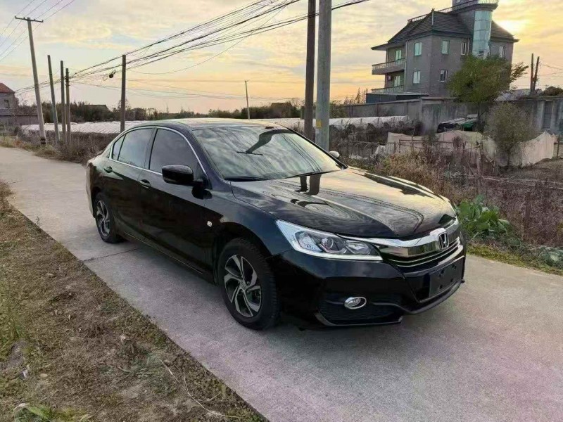 温州18年本田雅阁3